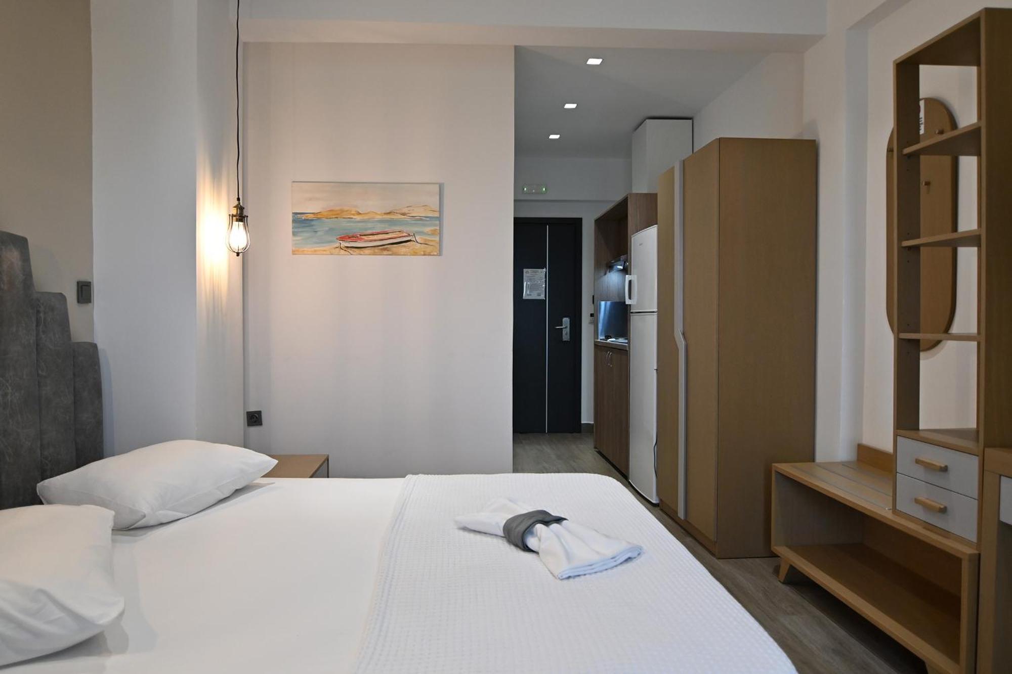 Amalia Rooms Sea View Vrasná Exteriér fotografie
