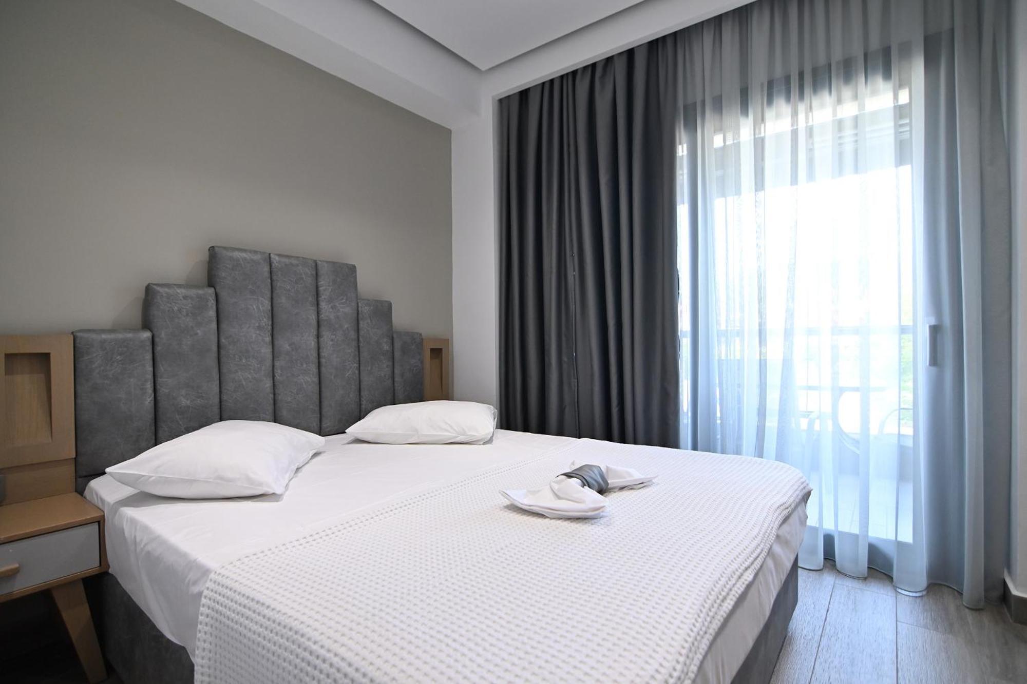 Amalia Rooms Sea View Vrasná Exteriér fotografie